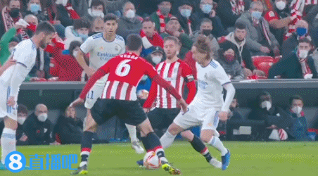 CBA：诺威尔18分山西击败四川 原帅迪亚洛17+山西六人上双＂