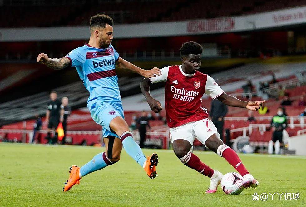 今天状态不好！曾凡博14中4&三分8中1拿11分5板2助 出现3失误