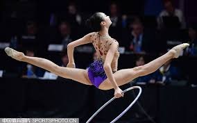 大谷翔平在 2021 年获颁“美联主席特别贡献奖”，全联盟高层现场观礼